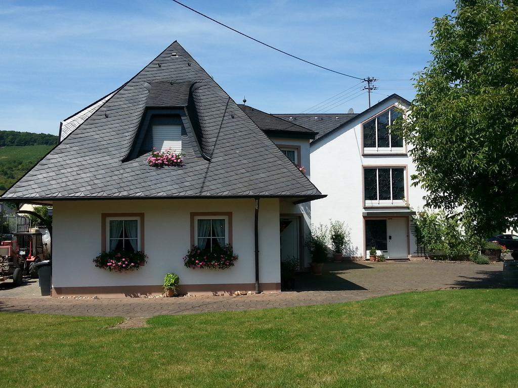 Ferienwohnung Weingut Ackermann Zeltingen-Rachtig Exterior foto